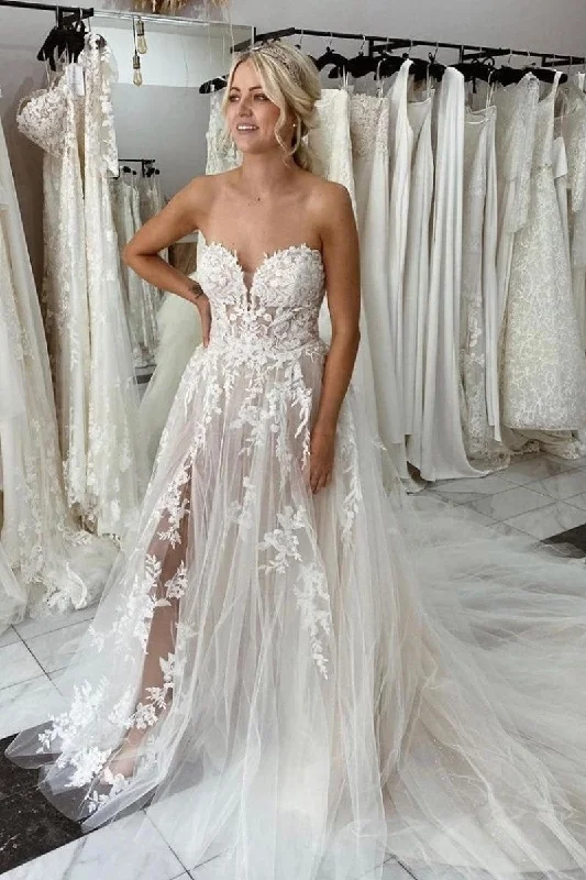 Classic Sweetheart Lace Bride Dress with Tulle Train