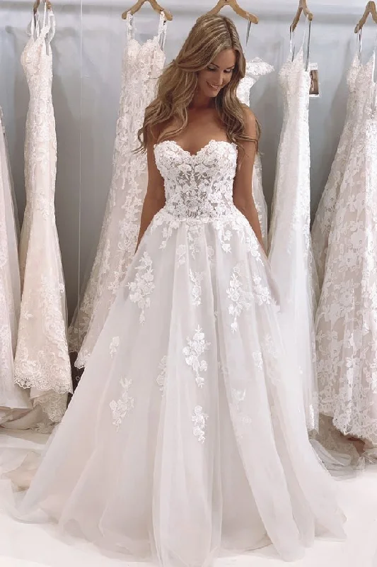 Classic Strapless Appliques Wedding Gowns Tulle Skirt