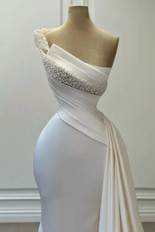 Delicate One-Shoulder Beaded Sleeveless Ruched Satin Wedding Dress