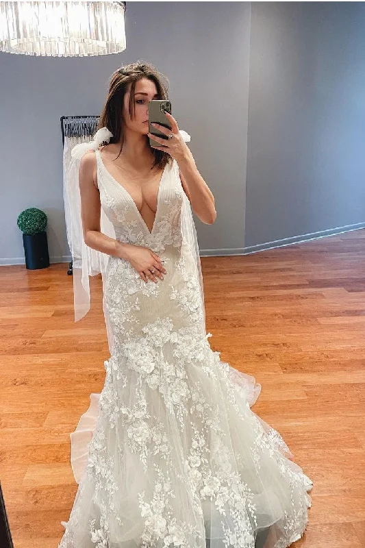 Flower Lace Wedding Dresses with Deep V-neckline