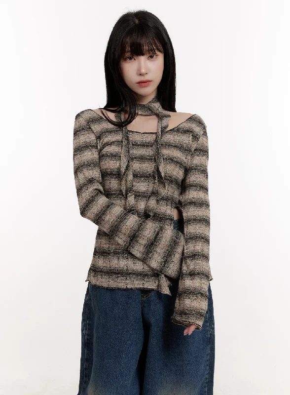 Distressed Striped Sweater with Scarf CJ531